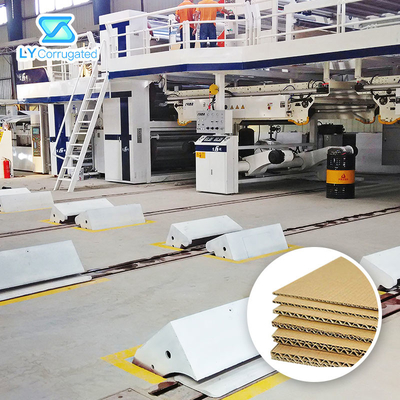 Cadena de producción de cartón corrugado de 7 capas 2800m m 200m/Min Operating Speed