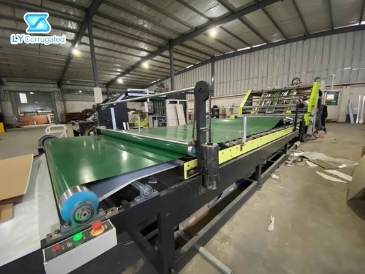 Máquina que lamina 1700m m 15000W del cartón de la máquina de alta velocidad de la caja